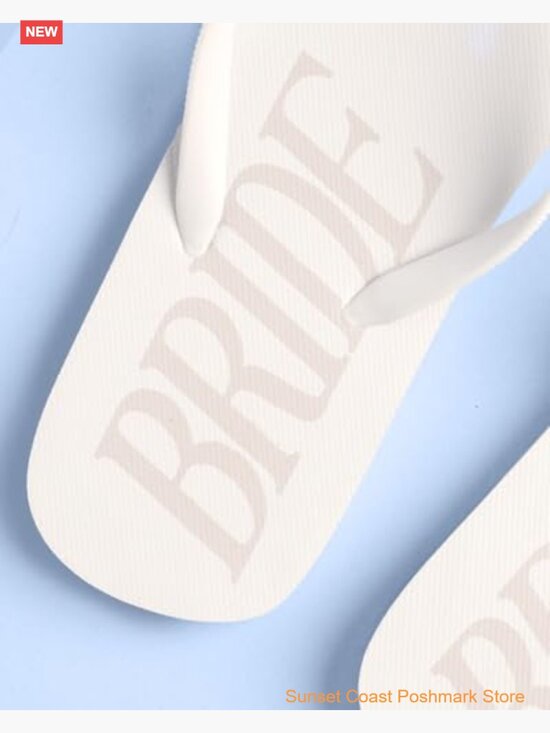 Wholesale Bride Flip Flops | Bachelorette Beach Wedding  Cream Bride Flip Flops with Gold Charm Bachelorette Sandals EVA Foam Comfort